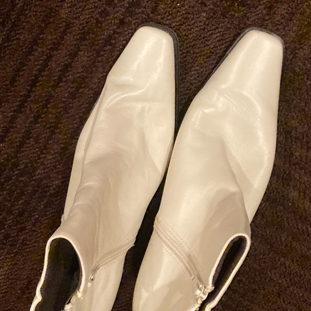 Off White Leather Ankle Boots Size 8 1/2